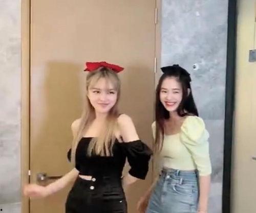 福利姬声优小允在线观看,在线观看,声线魅力倾倒众生